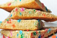Cake Batter Pizza: Dessert Pizza from Cake Mix