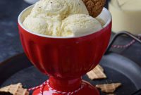 Homemade Christmas Eggnog Ice Cream Recipe