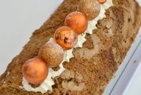 Gingerbread Roll with Lemon Cream Filling