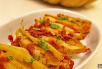 How to Make Stuffed Pumpkin Shells