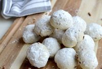 Weight Watchers Snowball Cookies Recipe for the Holidays