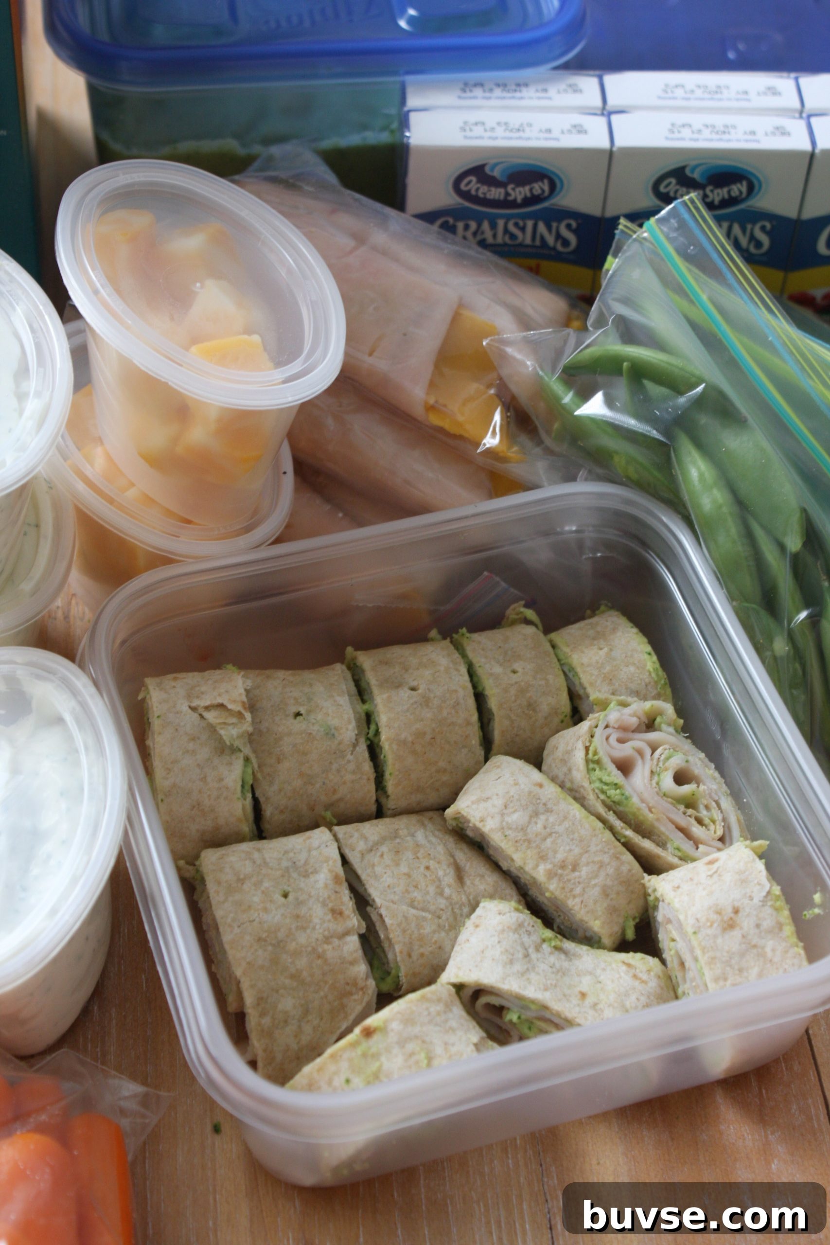 How to Portion Your Fridge for Meal Prep 4 Portion Your Fridge! -- TheGarlicDiaries.com