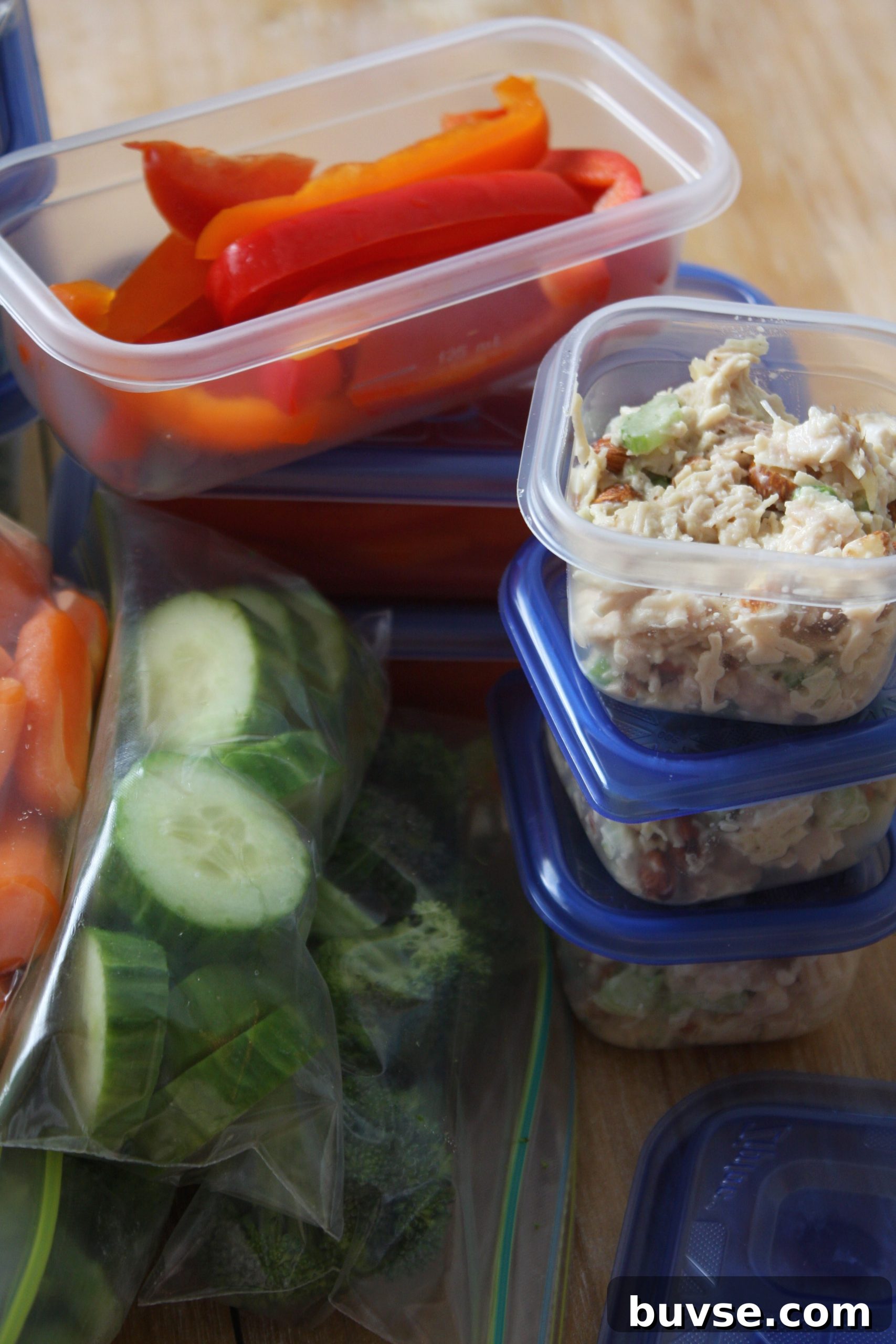 How to Portion Your Fridge for Meal Prep 5 Portion Your Fridge! -- TheGarlicDiaries.com