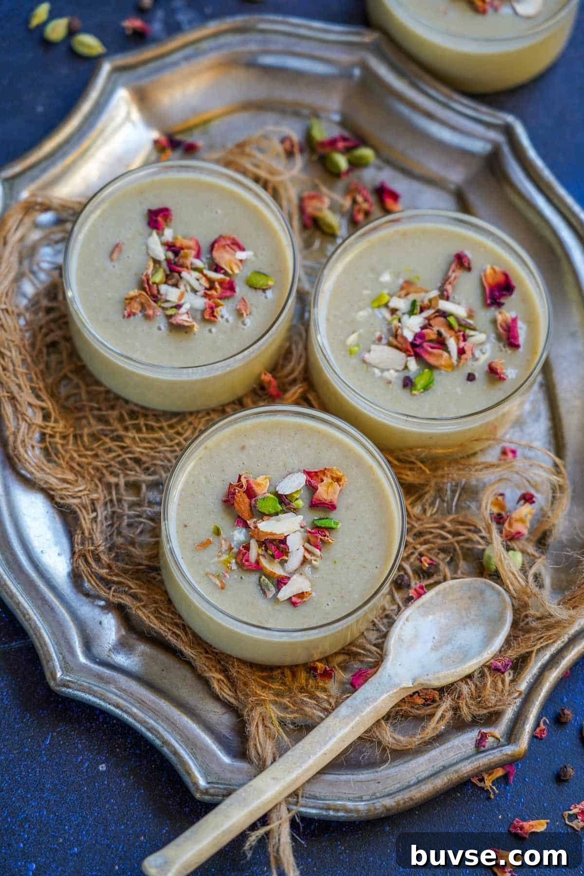 Paan Panna Cotta: Betel-Leaf Dessert Recipe 2 Paan Panna Cotta served in small bowls.