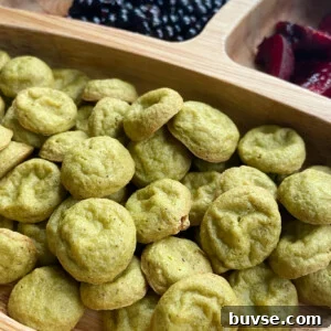Spinach and Apple Baby Puffs Recipe for Babies 12 Spinach banana puffs served with blackberries and cherries