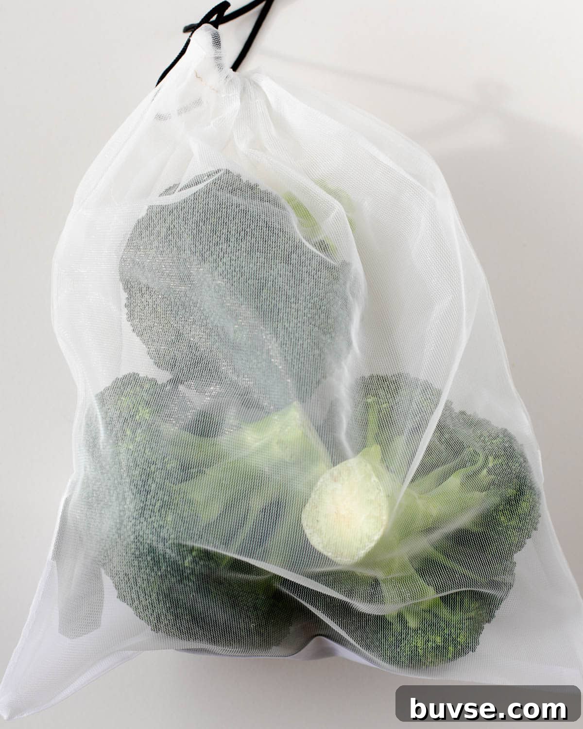 best way to store fresh broccoli in a mesh bag
