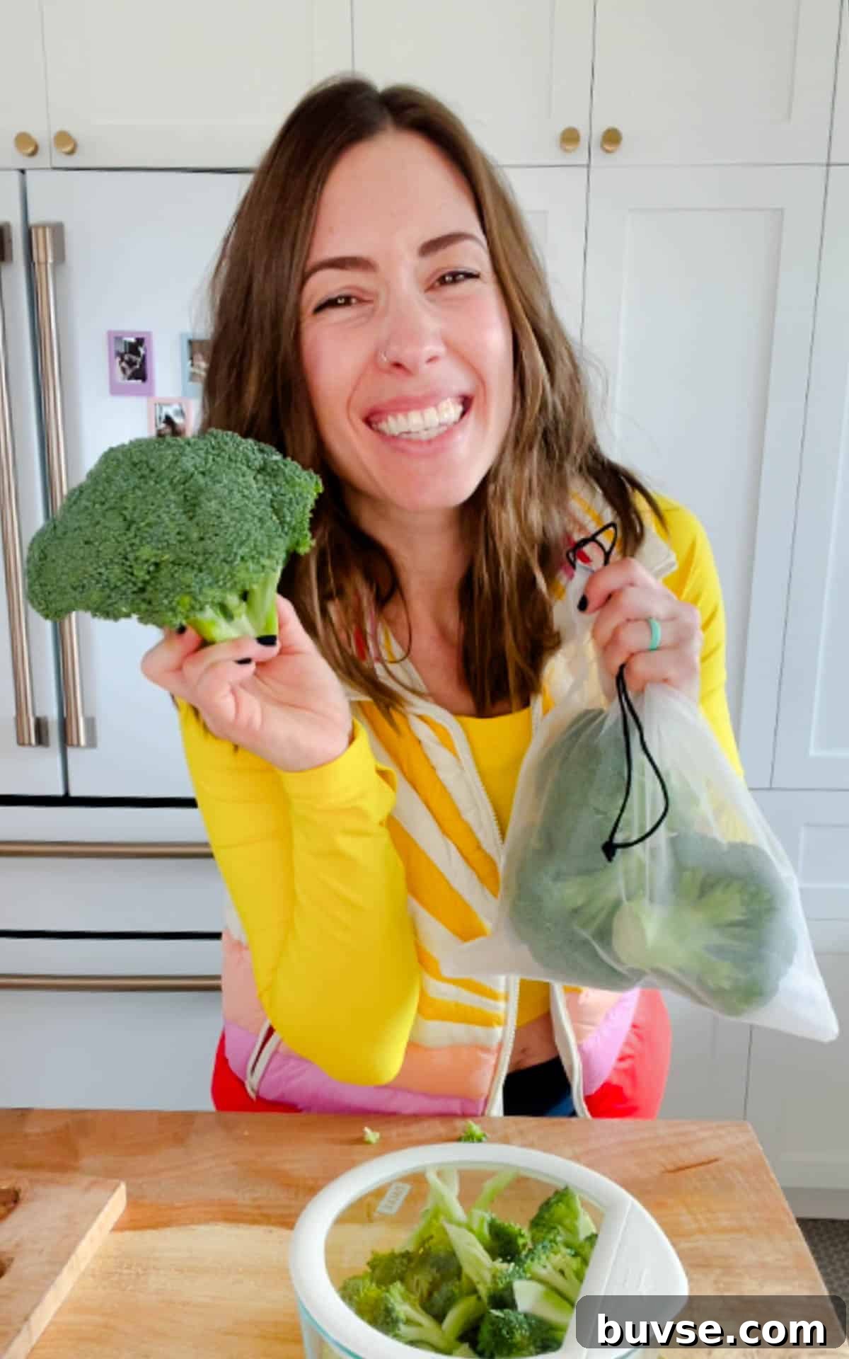 author showing fresh broccoli storing techniques